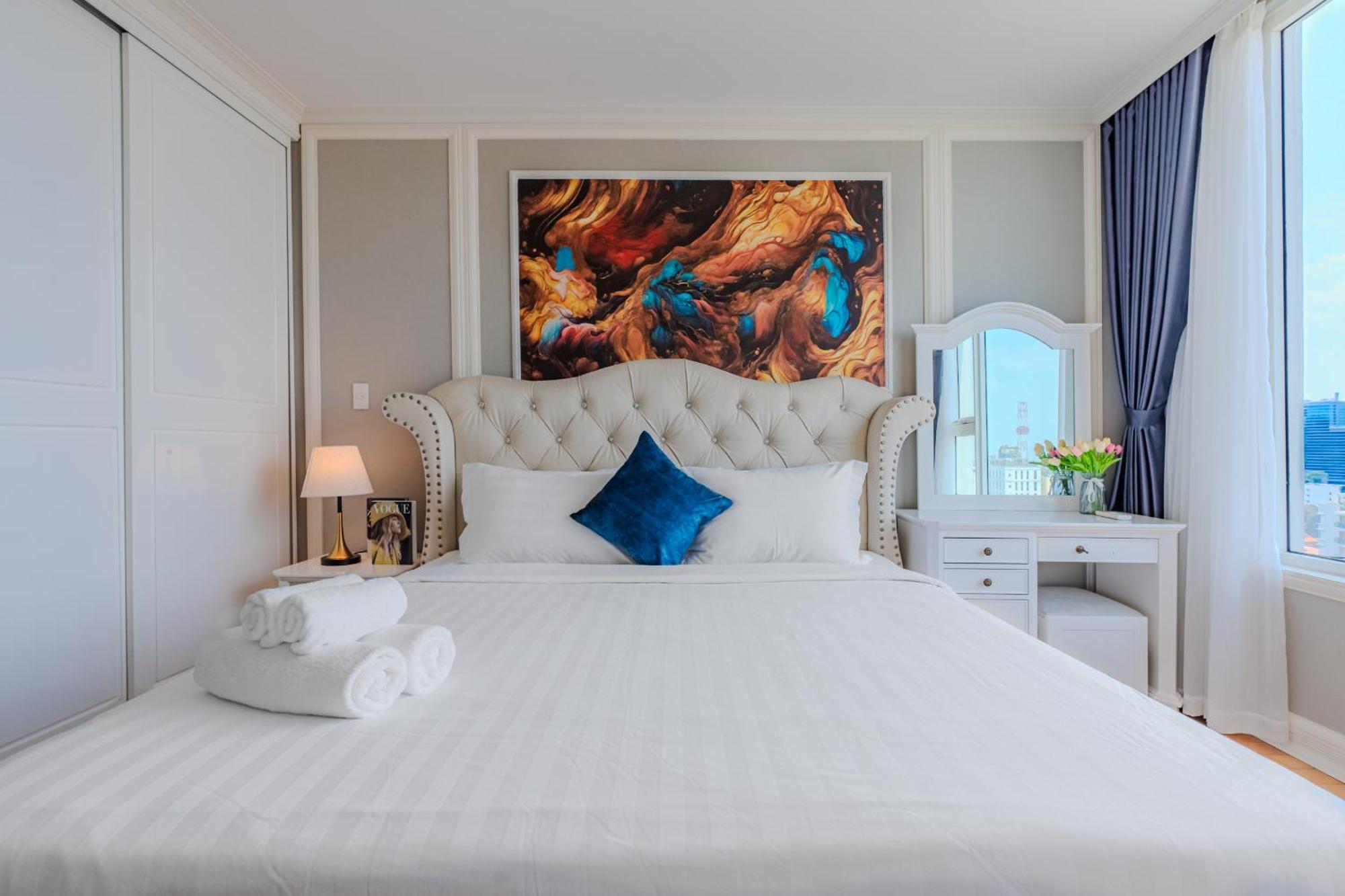 Leman Luxury