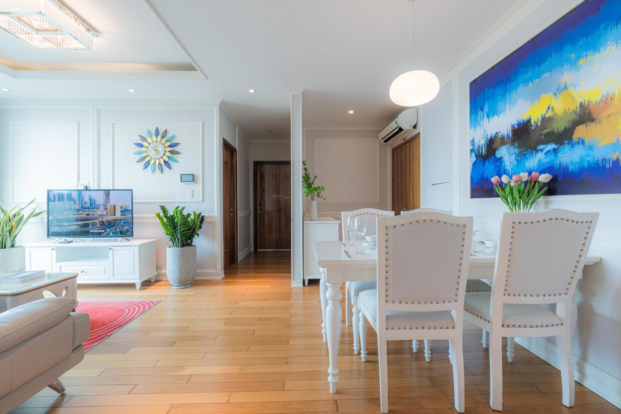 Leman Luxury * TP. Hồ Chí Minh
