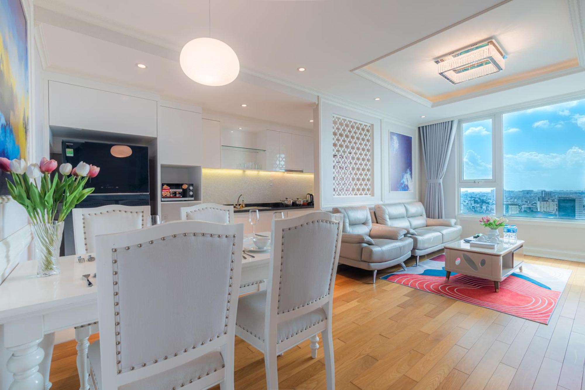 Leman Luxury * TP. Hồ Chí Minh